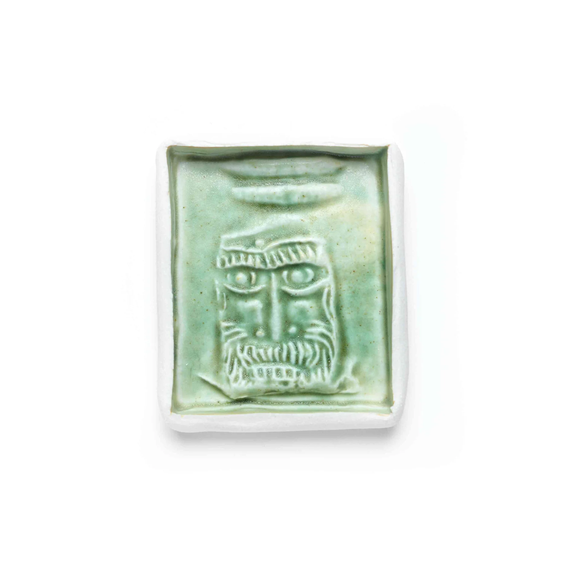 Ming Porcelain Finds – 17Th Century Face