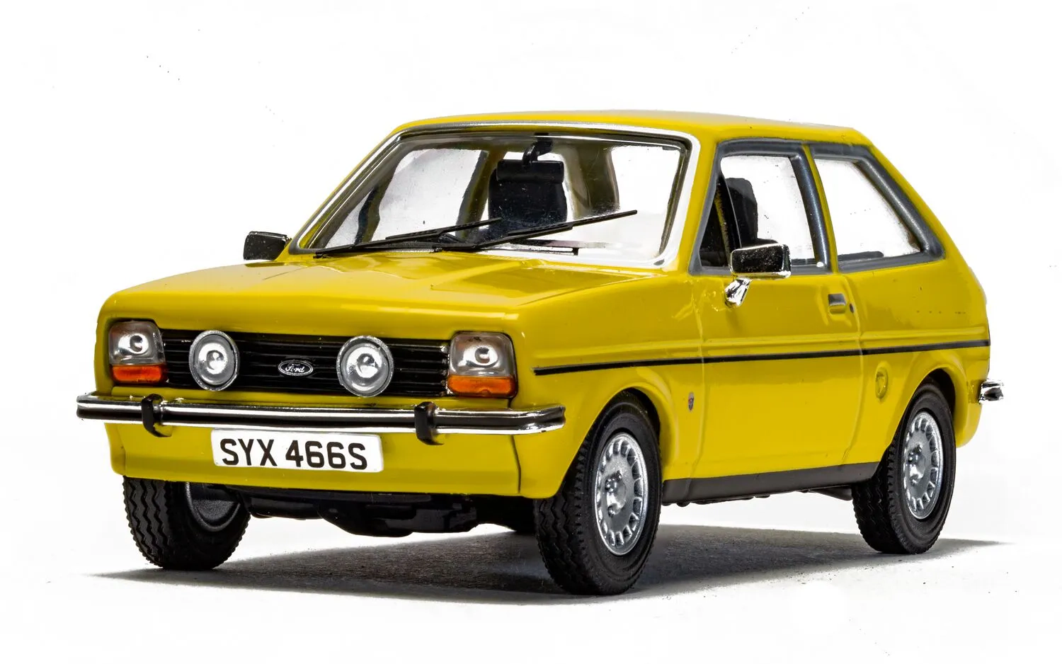 Ford Fiesta Mk I, 1.1 Ghia, Signal Yellow