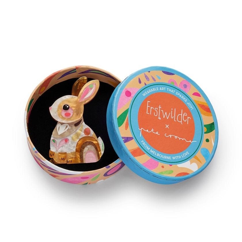 1d3d184d-38f9-4104-947f-8d9ad5c7d98c_850x@2x.jpg Maple the Bunny Brooch